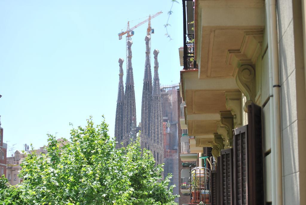 Gaudi Sdb Apartman Barcelona Kültér fotó