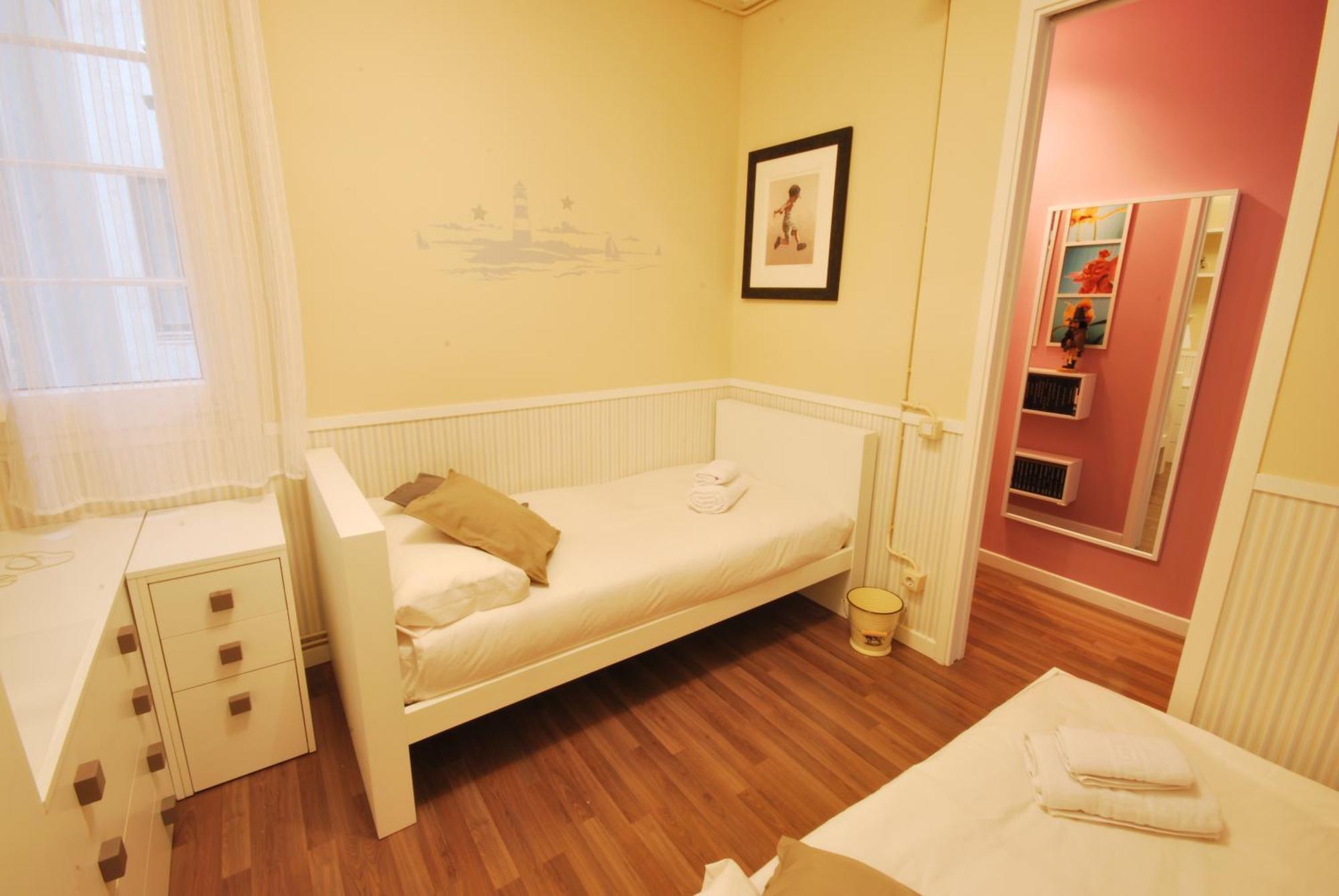 Gaudi Sdb Apartman Barcelona Kültér fotó